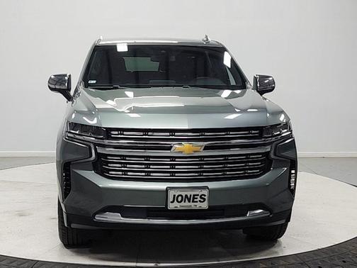 Silver Sage Metallic 2023 Chevrolet Suburban Premier