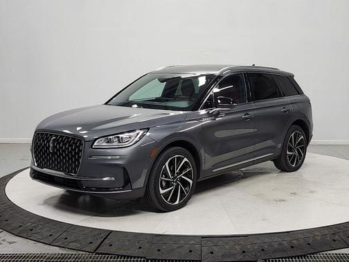 Asher Gray Metallic Clearcoat 2023 Lincoln Corsair Reserve