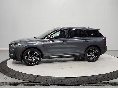 Asher Gray Metallic Clearcoat 2023 Lincoln Corsair Reserve