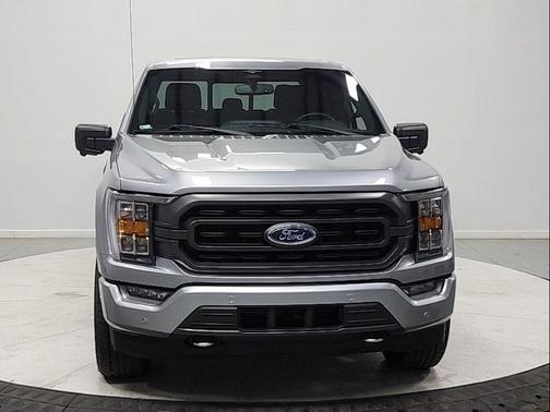 ICONIC SILVER METALLIC 2023 Ford F-150 XLT