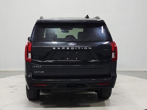 DARK MATTER GREY METALLIC 2025 Ford Expedition Active