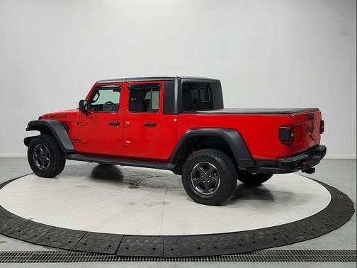 Firecracker Red Clearcoat 2020 Jeep Gladiator Rubicon