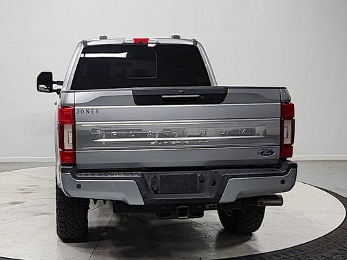 ICONIC SILVER 2021 Ford F-250 Platinum
