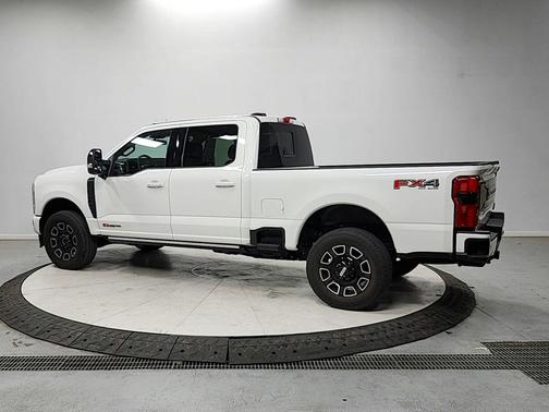 2025 Ford F-250 Platinum