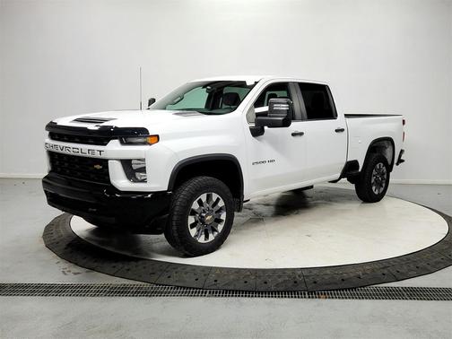 2022 Chevrolet Silverado 2500 Custom