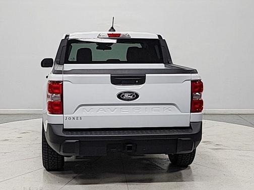 OXFORD WHITE 2026 Ford Maverick XL
