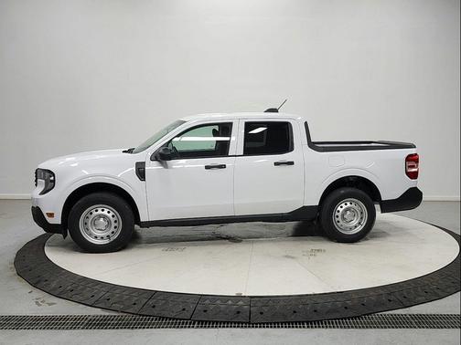 OXFORD WHITE 2026 Ford Maverick XL