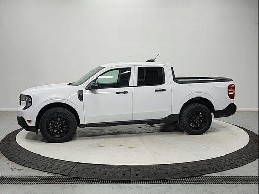 OXFORD WHITE 2026 Ford Maverick XL