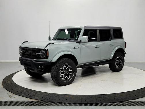 2022 Ford Bronco Outer Banks
