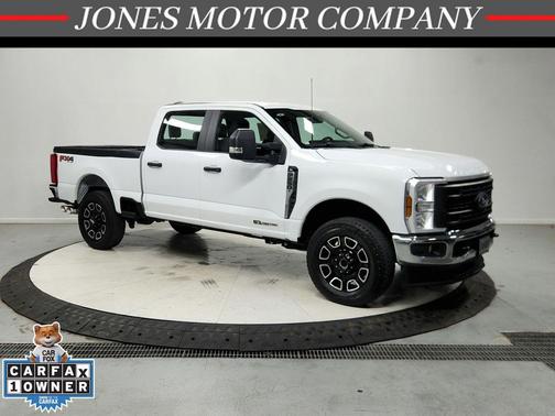 Oxford White 2024 Ford F-250 XL