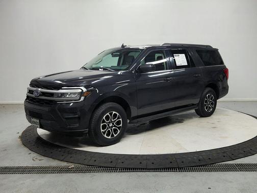 Dark Matter Gray Metallic 2024 Ford Expedition Max XLT
