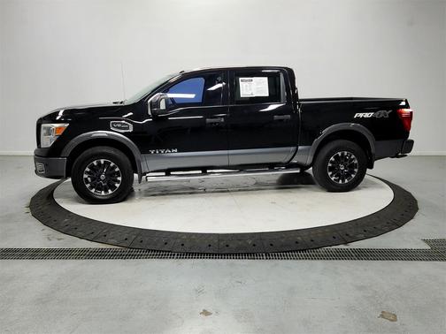 2017 Nissan Titan PRO-4X