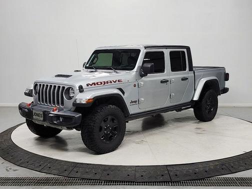 Silver Zynith Clearcoat 2022 Jeep Gladiator Mojave 4x4