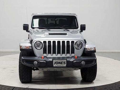 Silver Zynith Clearcoat 2022 Jeep Gladiator Mojave 4x4