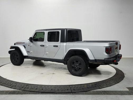 Silver Zynith Clearcoat 2022 Jeep Gladiator Mojave 4x4