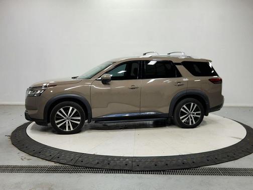 Baja Storm 2023 Nissan Pathfinder Platinum 4WD