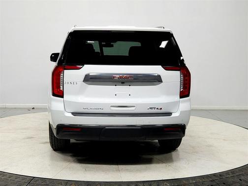 2021 GMC Yukon 4WD AT4