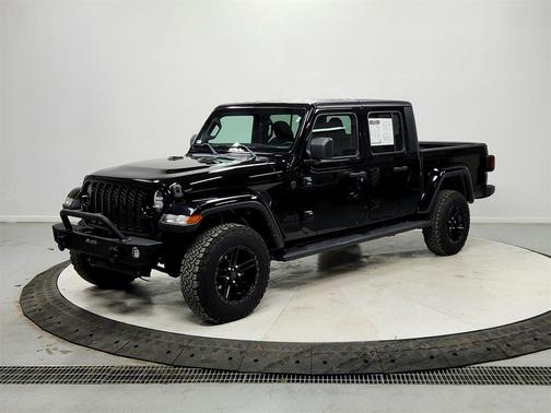 2022 Jeep Gladiator Sport S