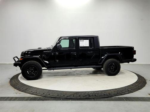 2022 Jeep Gladiator Sport S