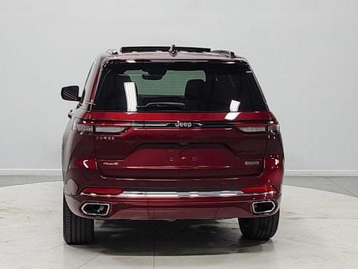 Velvet Red Pearlcoat 2023 Jeep Grand Cherokee Overland