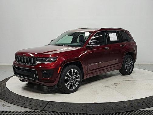 Velvet Red Pearlcoat 2023 Jeep Grand Cherokee Overland