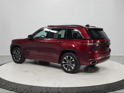 Velvet Red Pearlcoat 2023 Jeep Grand Cherokee Overland