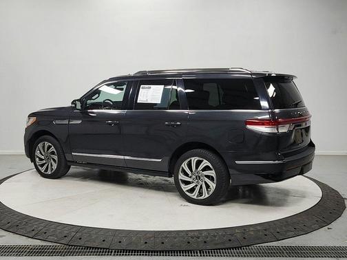 STARLIGHT GRAY METALLIC 2023 Lincoln Navigator Reserve
