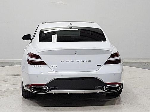 Alta White 2025 Genesis G70 3.3T RWD Sport Advanced