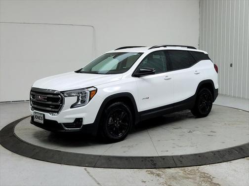 2023 GMC Terrain AWD AT4