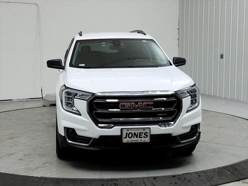 2023 GMC Terrain AWD AT4