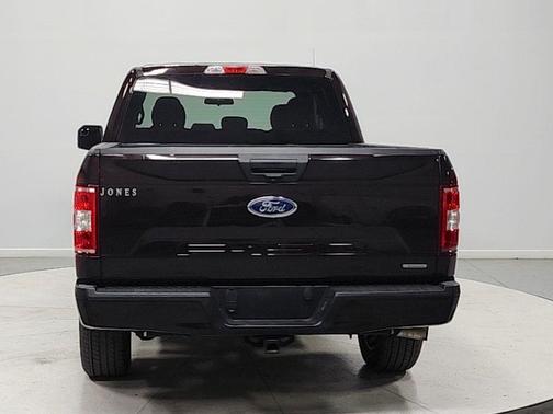 MAGMA RED 2018 Ford F-150 XL