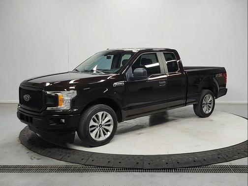 MAGMA RED 2018 Ford F-150 XL