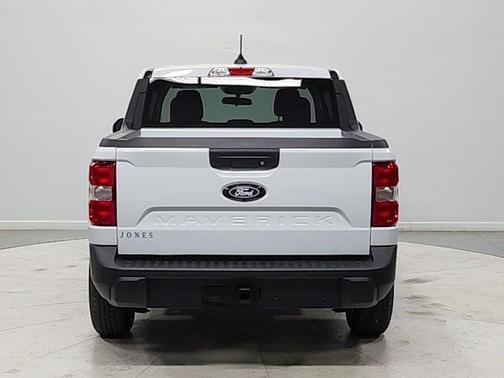 OXFORD WHITE 2026 Ford Maverick XL