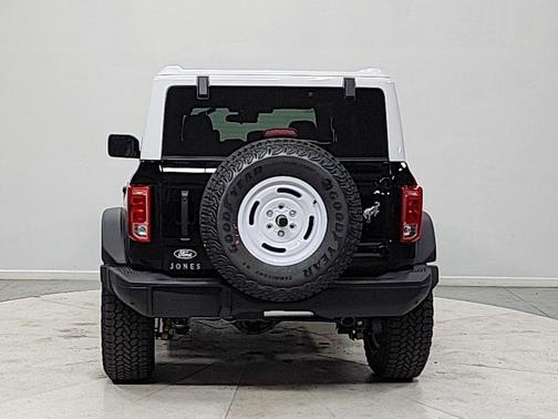 Shadow Black 2026 Ford Bronco Heritage Edition