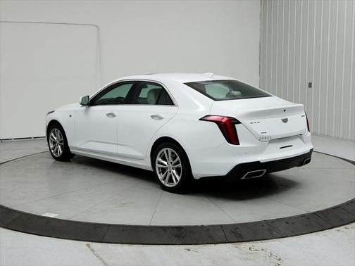 2022 Cadillac CT4 Luxury