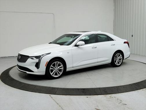 2022 Cadillac CT4 Luxury