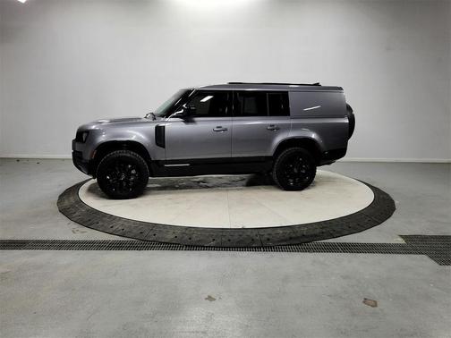 2024 Land Rover Defender Outbound