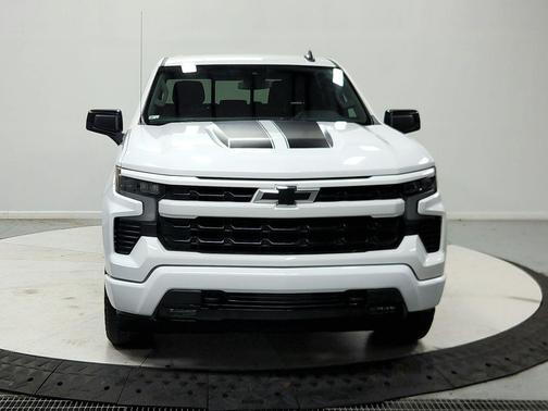 Summit White 2023 Chevrolet Silverado 1500 RST
