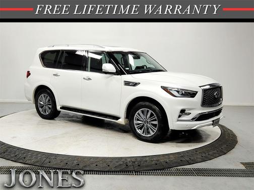 2024 INFINITI QX80 Luxe