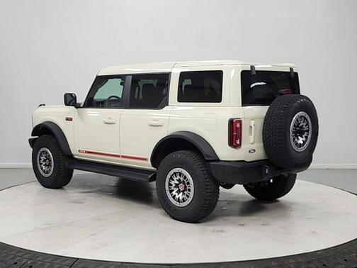 WIMBLEDON WHITE 2026 Ford Bronco Outer Banks