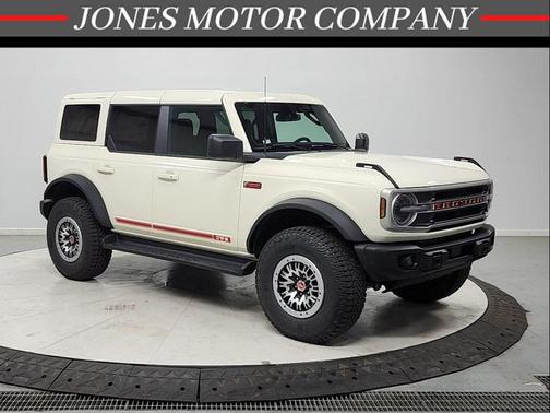 WIMBLEDON WHITE 2026 Ford Bronco Outer Banks