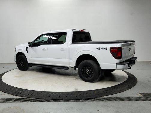 Oxford White 2024 Ford F-150 XLT