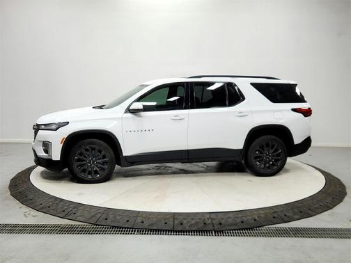 2022 Chevrolet Traverse RS
