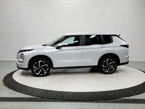 2022 Mitsubishi Outlander ES 2.5 S-AWC