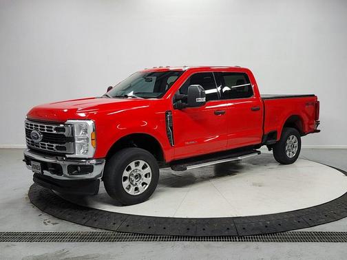 RACE RED 2023 Ford F-250 XLT