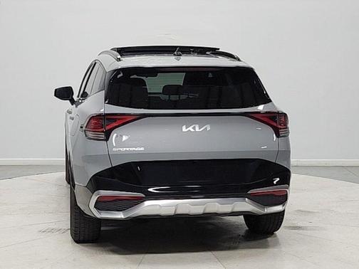 Wolf Gray 2023 Kia Sportage SX