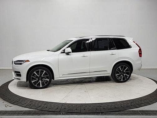 Crystal White Metallic 2024 Volvo XC90 B6 Ultimate Bright Theme 7-Seater