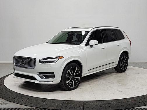 Crystal White Metallic 2024 Volvo XC90 B6 Ultimate Bright Theme 7-Seater