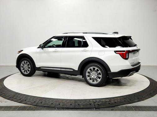 STAR WHITE MET TRI-COAT 2026 Ford Explorer Platinum