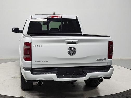 Bright White Clearcoat 2023 RAM 1500 Limited